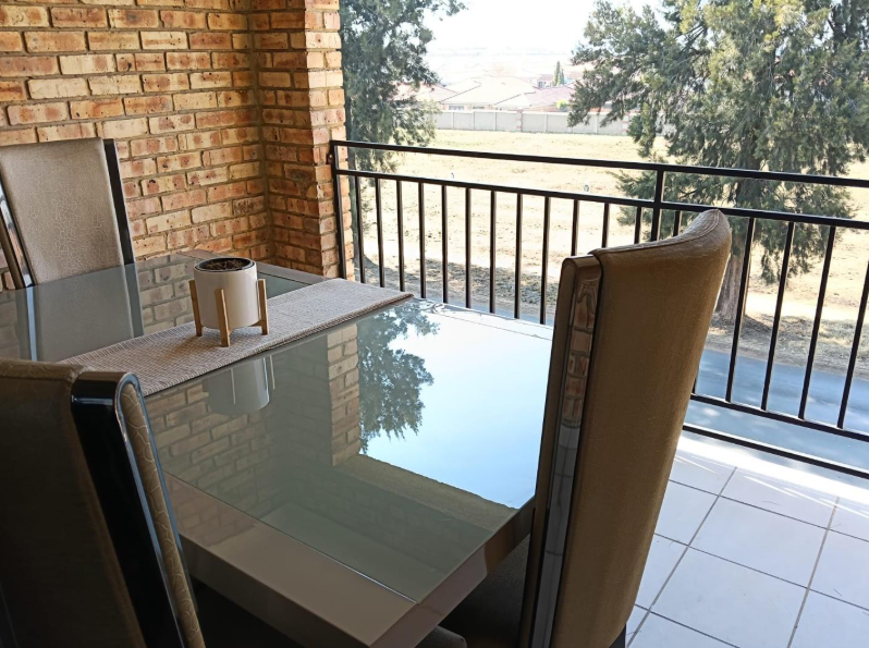 3 Bedroom Property for Sale in Albertsdal Gauteng