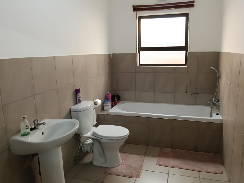 3 Bedroom Property for Sale in Albertsdal Gauteng