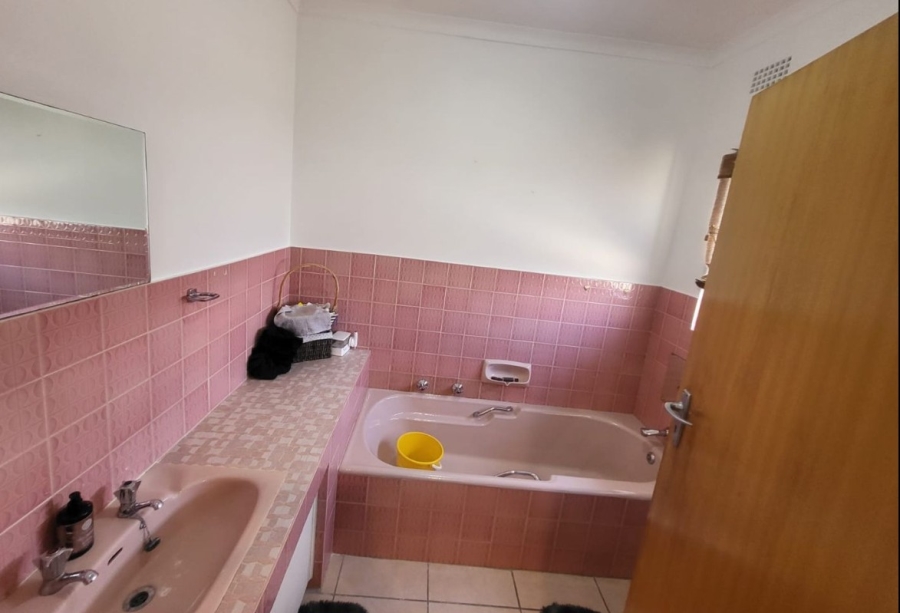 3 Bedroom Property for Sale in Risana Gauteng