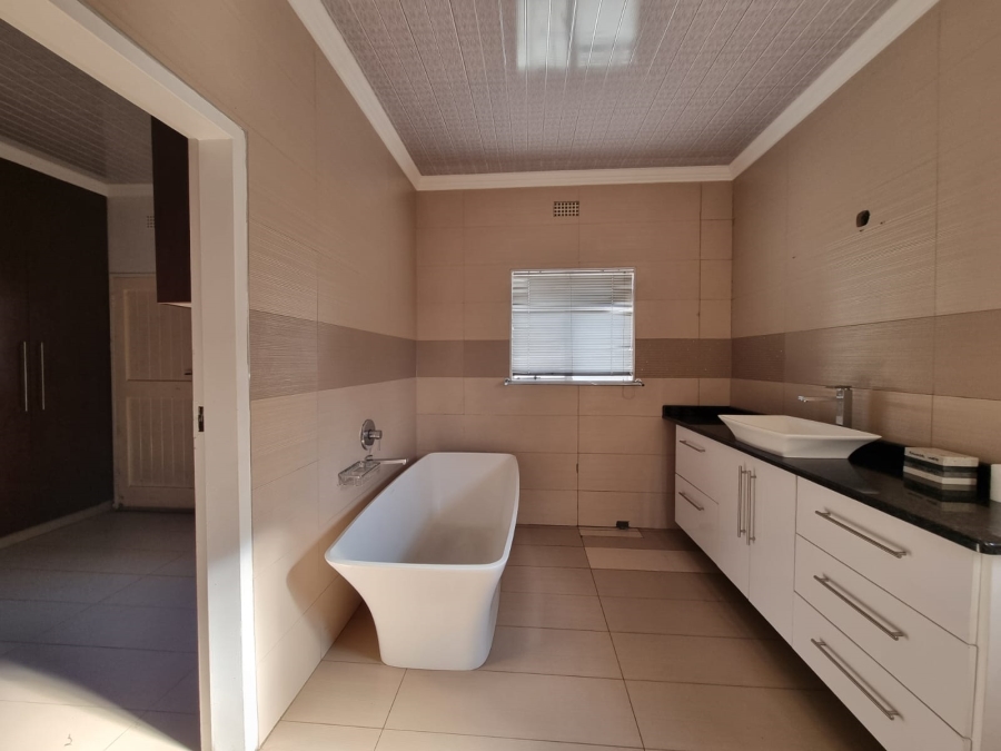3 Bedroom Property for Sale in Vanderbijlpark SW 1 Gauteng