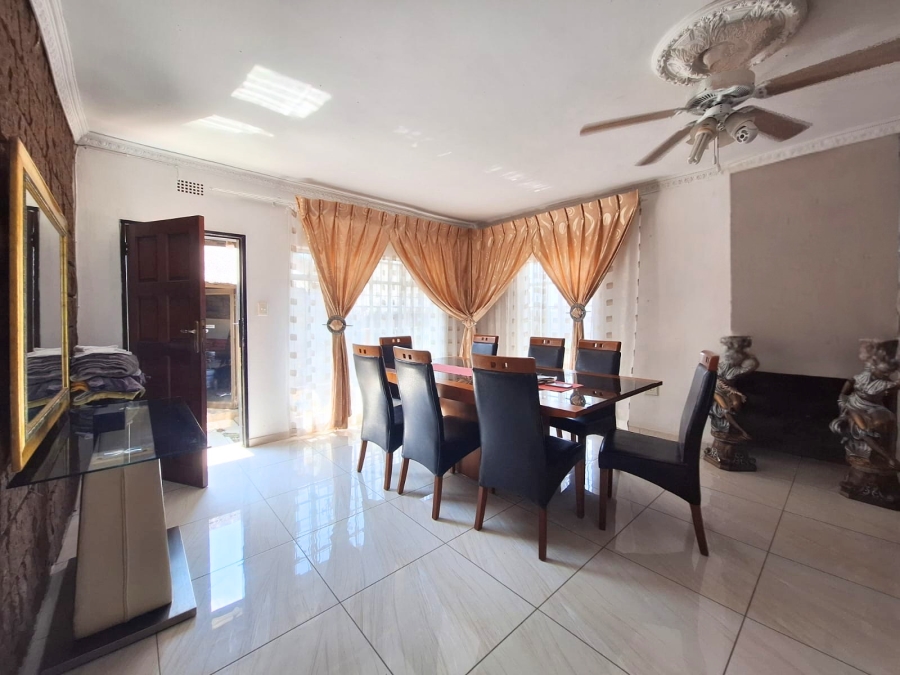 9 Bedroom Property for Sale in Geluksdal Gauteng