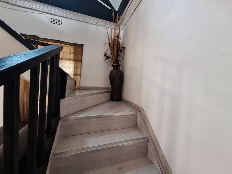 9 Bedroom Property for Sale in Geluksdal Gauteng