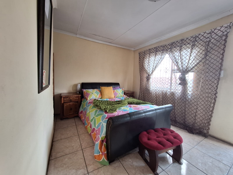 9 Bedroom Property for Sale in Geluksdal Gauteng