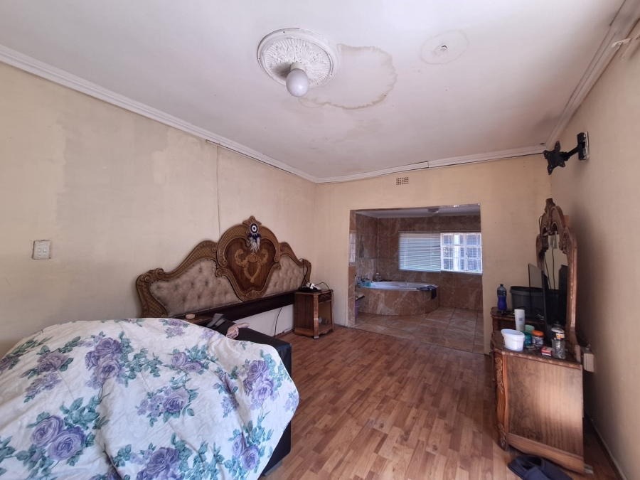 9 Bedroom Property for Sale in Geluksdal Gauteng