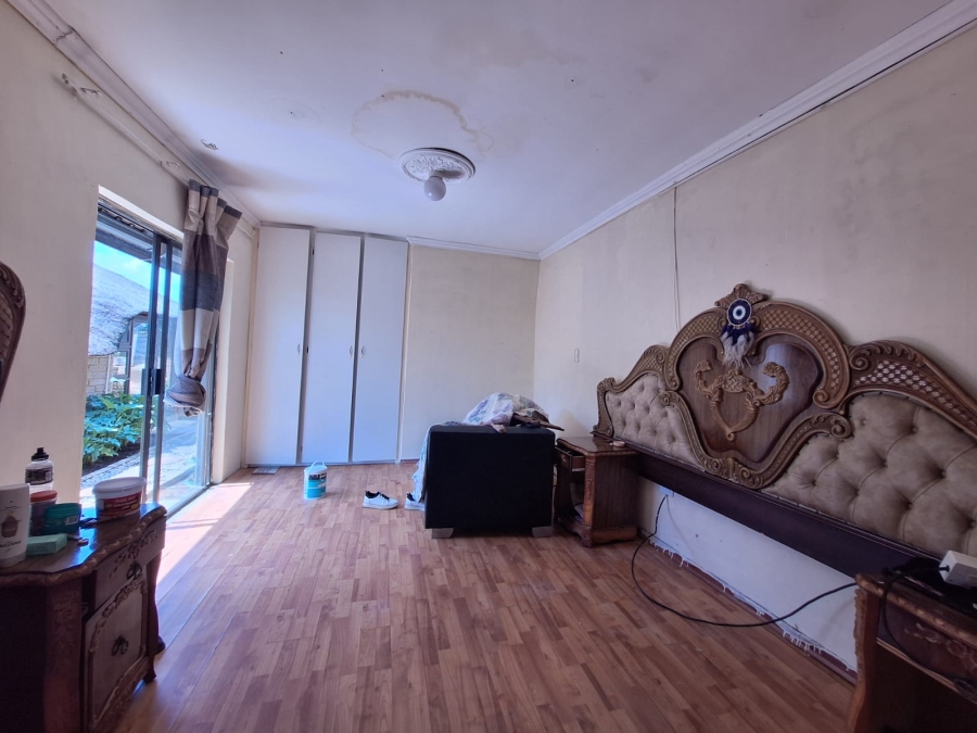 9 Bedroom Property for Sale in Geluksdal Gauteng