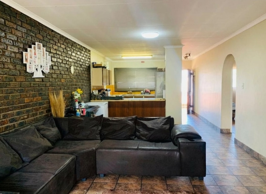 2 Bedroom Property for Sale in Vereeniging Gauteng