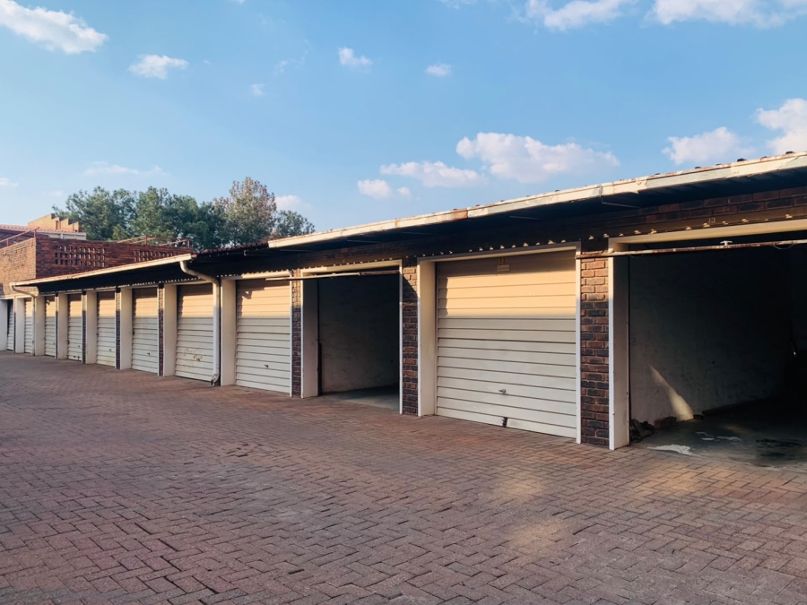 2 Bedroom Property for Sale in Vereeniging Gauteng