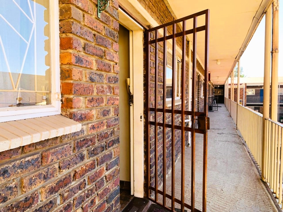 2 Bedroom Property for Sale in Vereeniging Gauteng