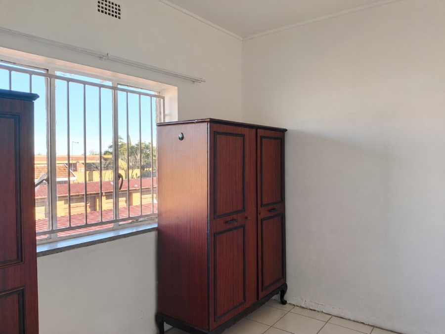 2 Bedroom Property for Sale in Three Rivers Gauteng