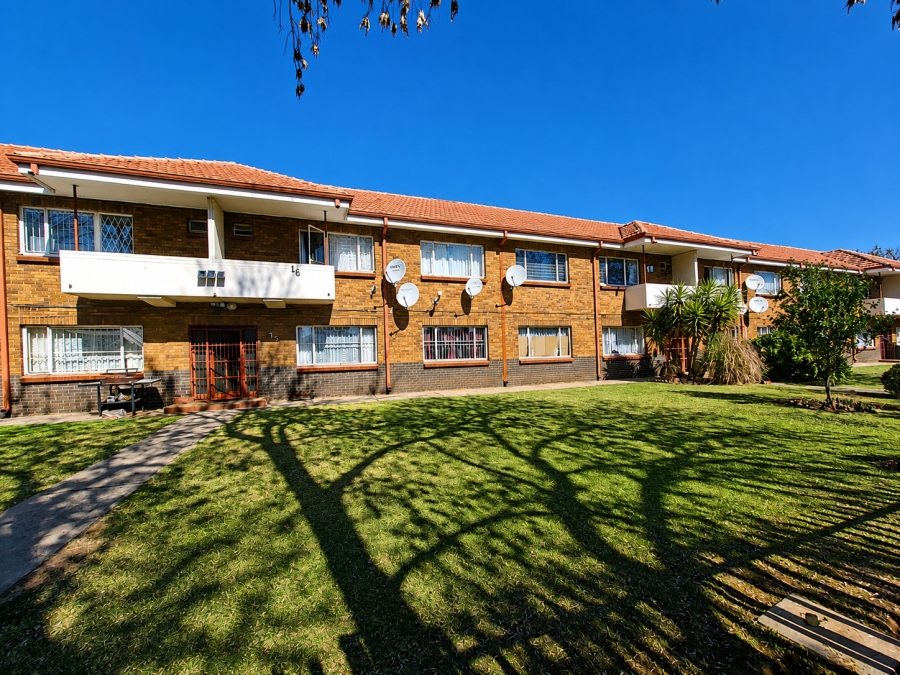 2 Bedroom Property for Sale in Three Rivers Gauteng