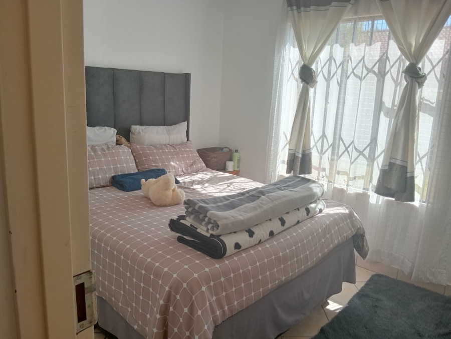 3 Bedroom Property for Sale in Dawn Park Gauteng