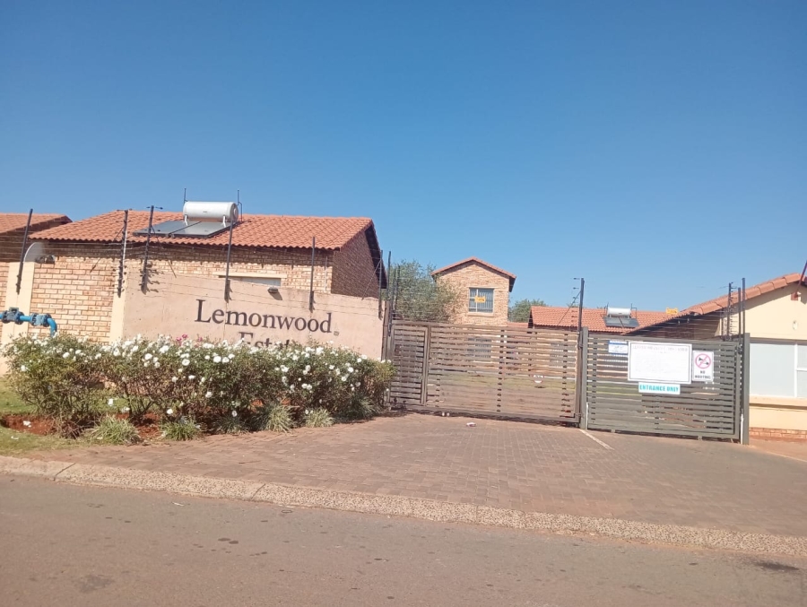 3 Bedroom Property for Sale in Dawn Park Gauteng