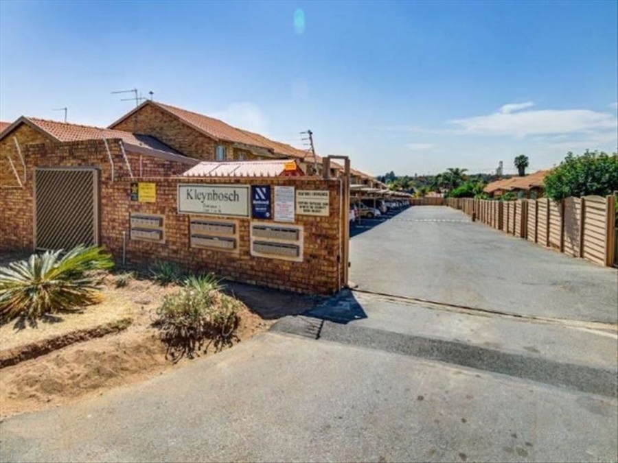 2 Bedroom Property for Sale in Birch Acres Gauteng