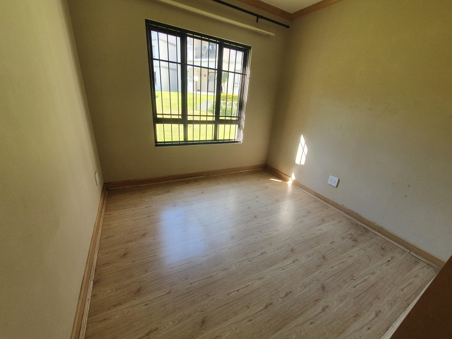 1 Bedroom Property for Sale in Noordwyk Gauteng