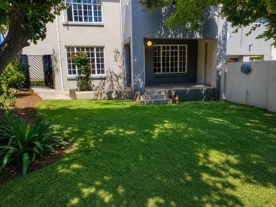 2 Bedroom Property for Sale in Eden Glen Gauteng