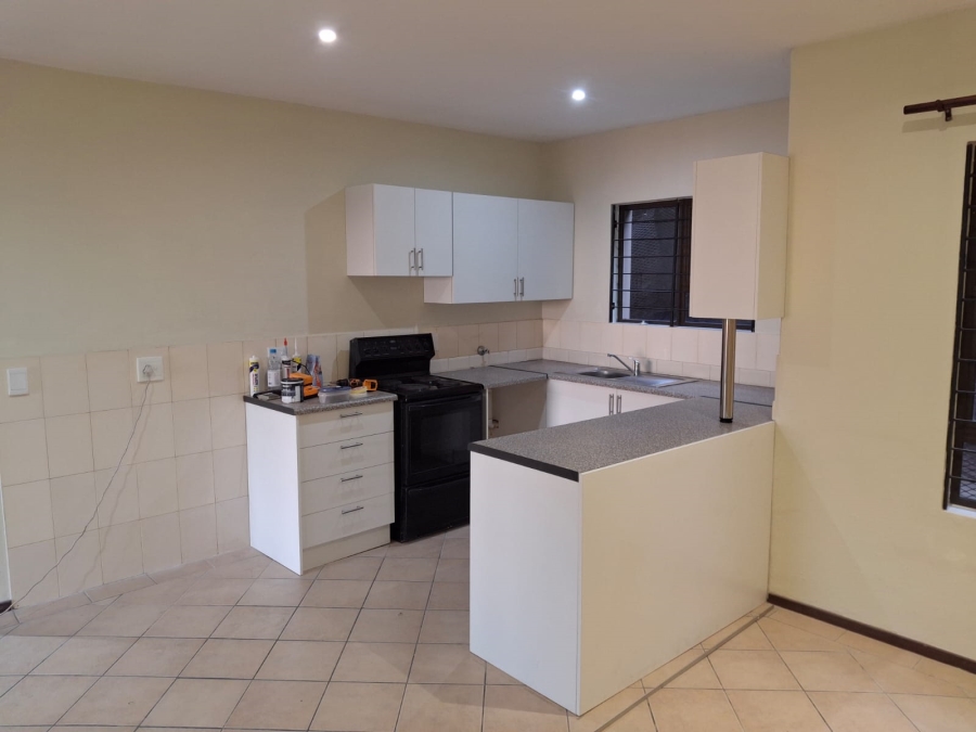 2 Bedroom Property for Sale in Sunnyrock Gauteng