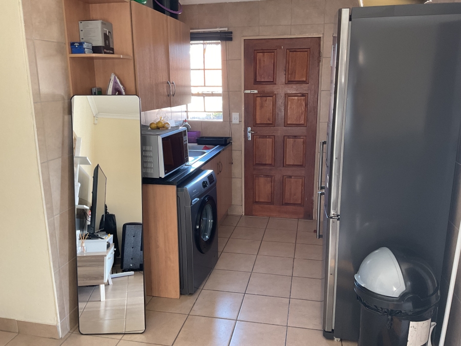 3 Bedroom Property for Sale in Thatch Hill Estate Gauteng