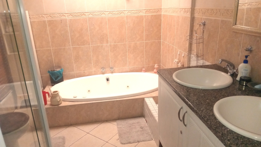 3 Bedroom Property for Sale in Montgomery Park Gauteng
