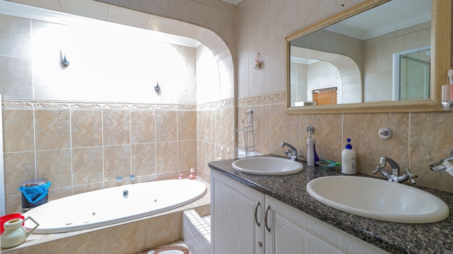 3 Bedroom Property for Sale in Montgomery Park Gauteng