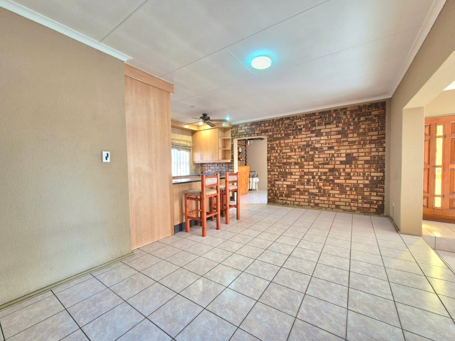To Let 4 Bedroom Property for Rent in Brakpan North Gauteng