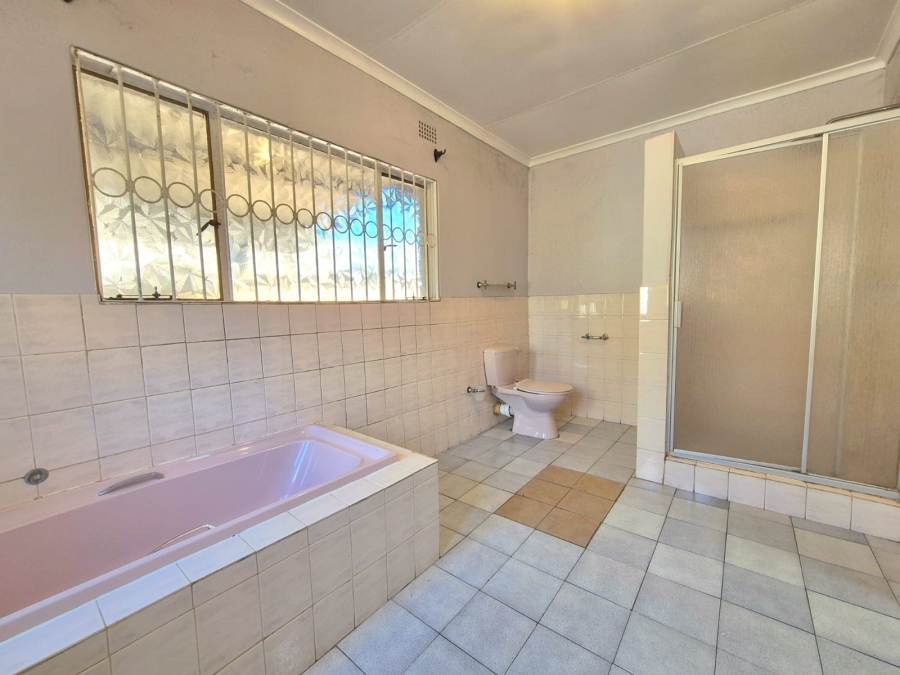 To Let 4 Bedroom Property for Rent in Brakpan North Gauteng
