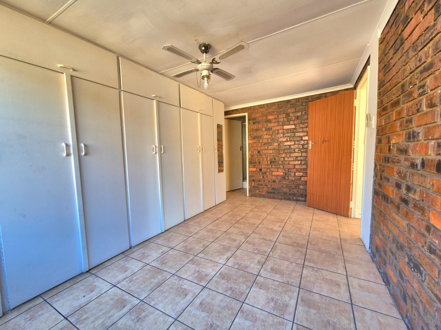 To Let 4 Bedroom Property for Rent in Brakpan North Gauteng