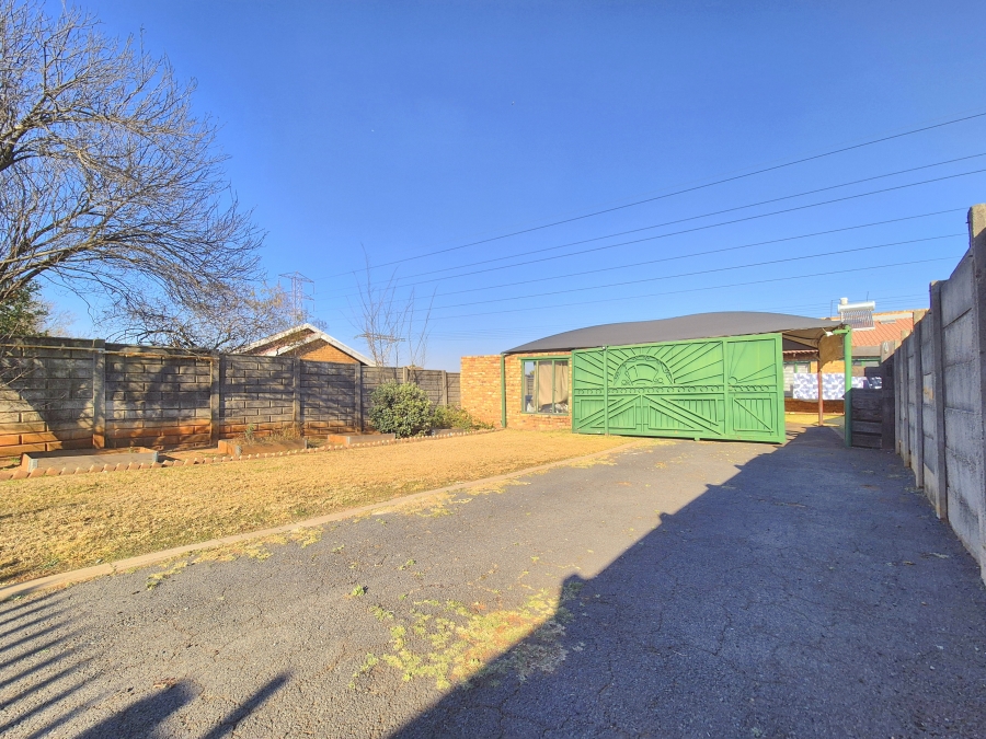 2 Bedroom Property for Sale in Brakpan North Gauteng