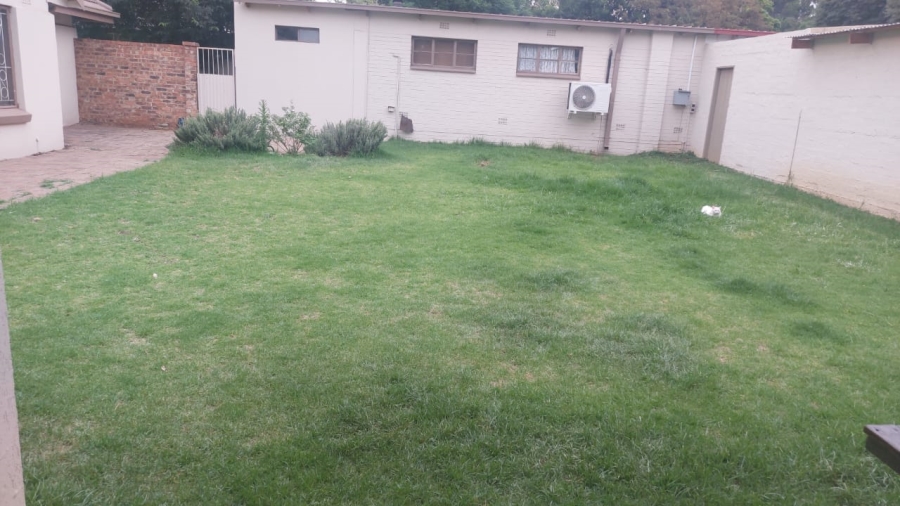 To Let 4 Bedroom Property for Rent in Vanderbijlpark SW 5 Gauteng