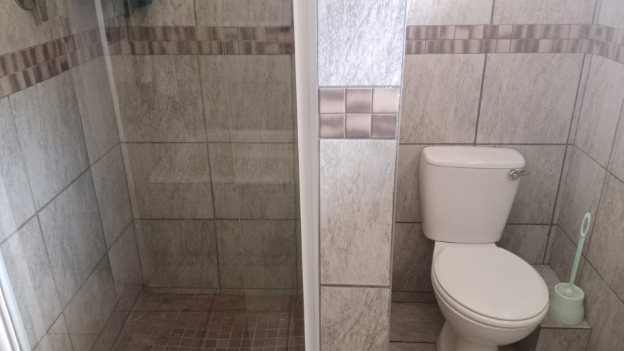 To Let 4 Bedroom Property for Rent in Vanderbijlpark SW 5 Gauteng