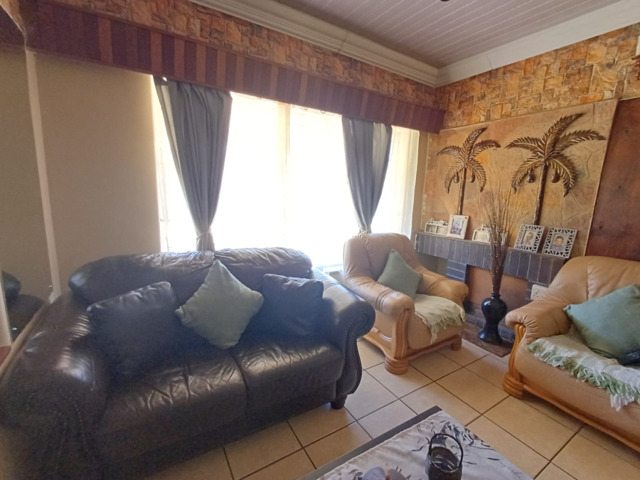 To Let 3 Bedroom Property for Rent in Vanderbijlpark SW 1 Gauteng