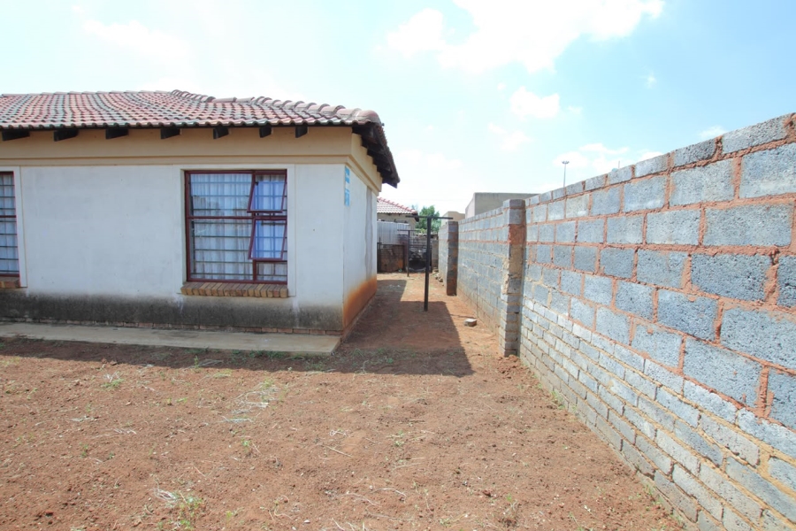 3 Bedroom Property for Sale in Buhle Park Gauteng