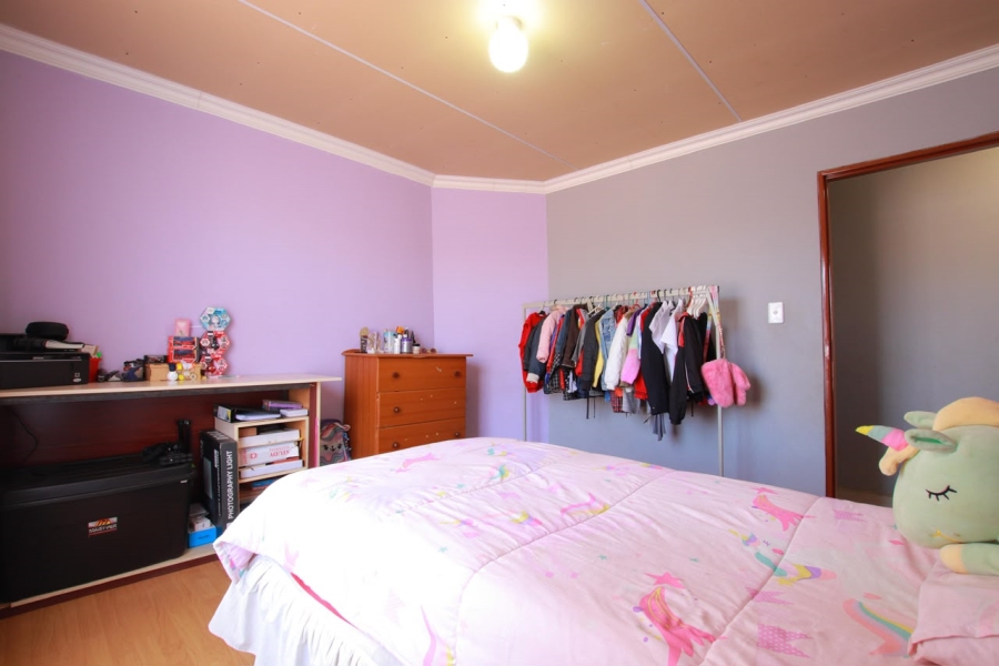 3 Bedroom Property for Sale in Buhle Park Gauteng