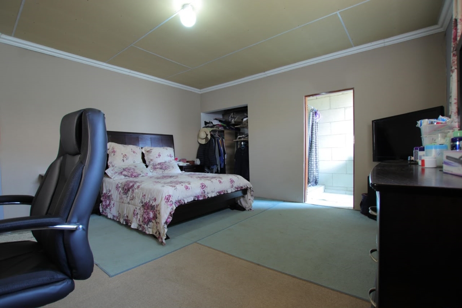 3 Bedroom Property for Sale in Buhle Park Gauteng