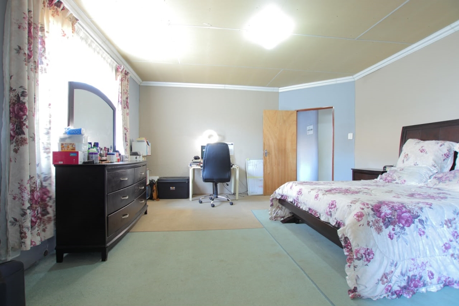 3 Bedroom Property for Sale in Buhle Park Gauteng