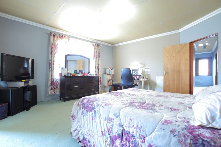 3 Bedroom Property for Sale in Buhle Park Gauteng