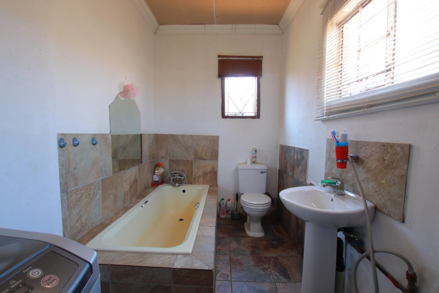 3 Bedroom Property for Sale in Buhle Park Gauteng