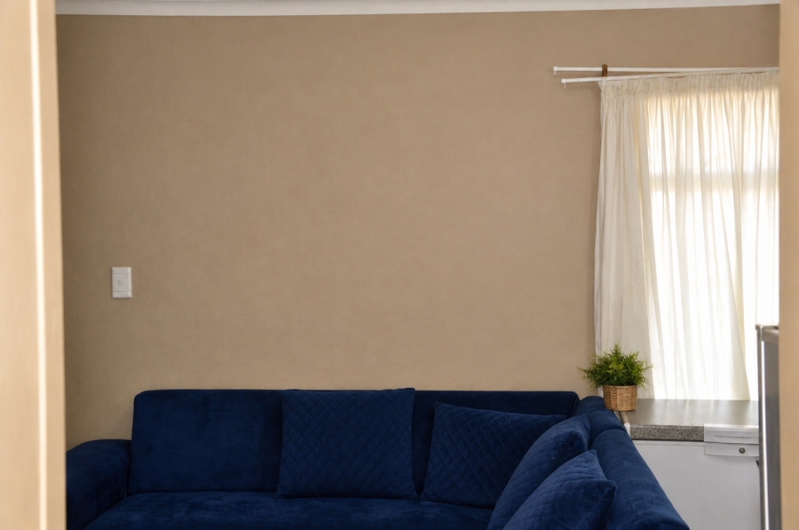 2 Bedroom Property for Sale in Olievenhoutbosch Gauteng