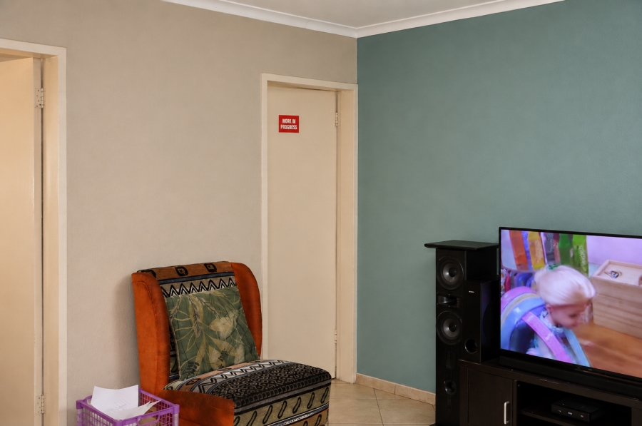 2 Bedroom Property for Sale in Olievenhoutbosch Gauteng