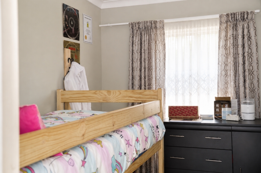 2 Bedroom Property for Sale in Olievenhoutbosch Gauteng