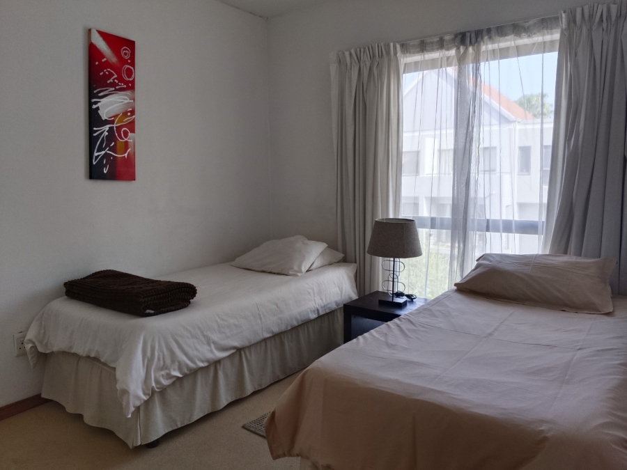 To Let 2 Bedroom Property for Rent in Magaliessig Gauteng