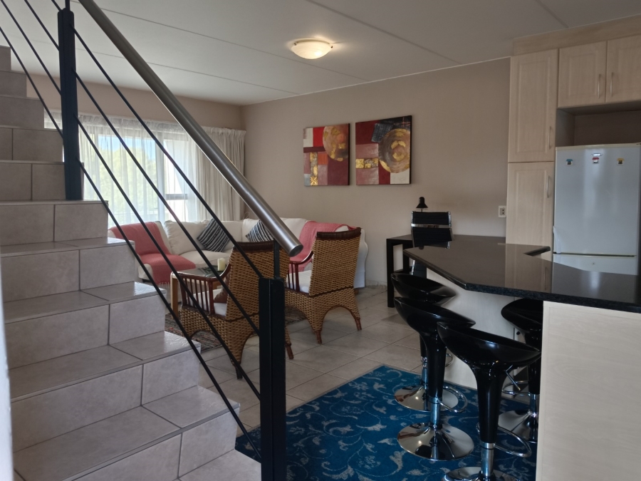 To Let 2 Bedroom Property for Rent in Magaliessig Gauteng