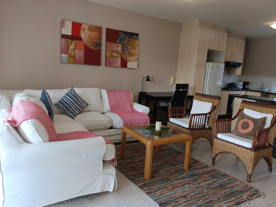 To Let 2 Bedroom Property for Rent in Magaliessig Gauteng