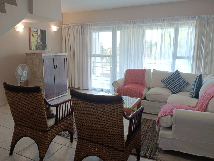 To Let 2 Bedroom Property for Rent in Magaliessig Gauteng