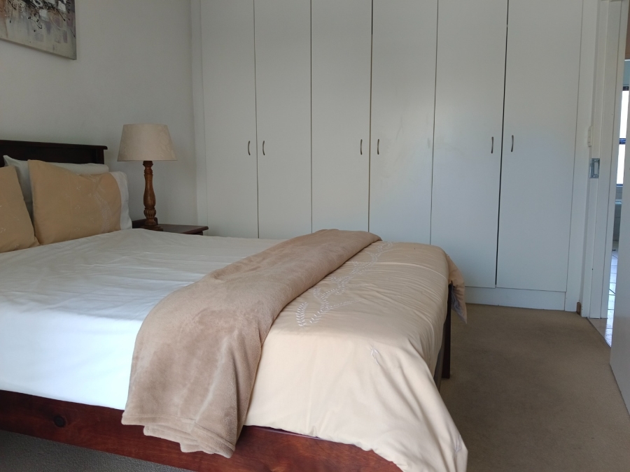 To Let 2 Bedroom Property for Rent in Magaliessig Gauteng