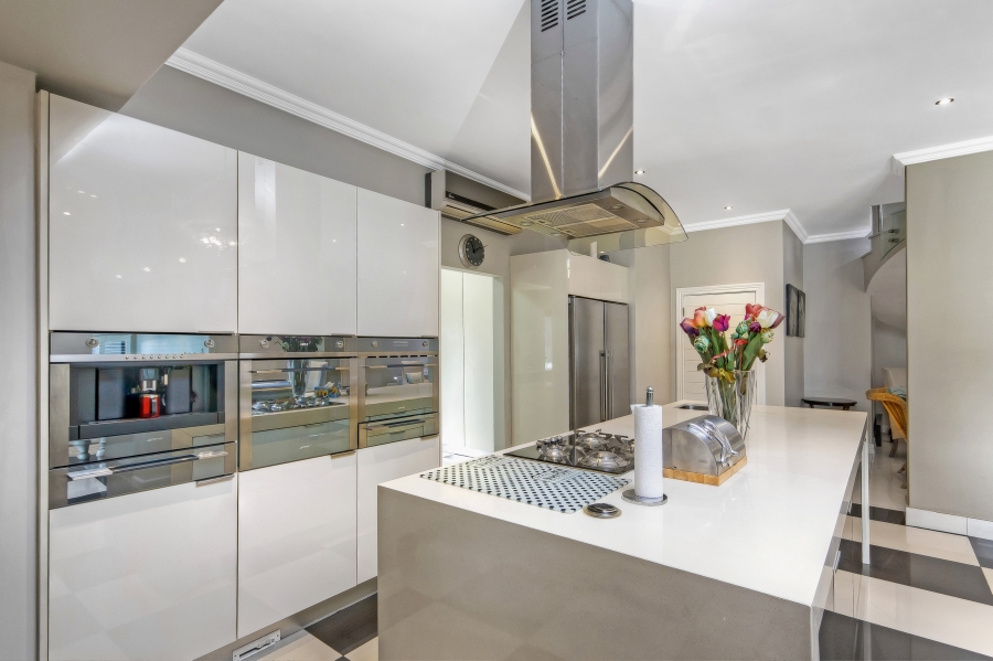 4 Bedroom Property for Sale in Waterfall Country Estate Gauteng