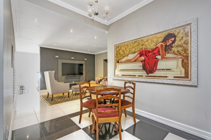 4 Bedroom Property for Sale in Waterfall Country Estate Gauteng