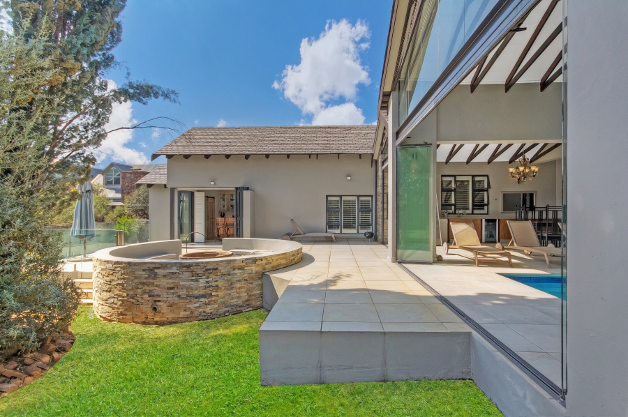 4 Bedroom Property for Sale in Waterfall Country Estate Gauteng