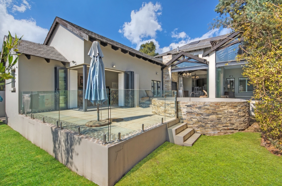 4 Bedroom Property for Sale in Waterfall Country Estate Gauteng