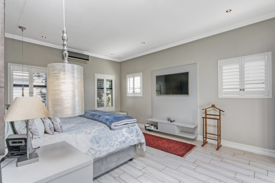 4 Bedroom Property for Sale in Waterfall Country Estate Gauteng