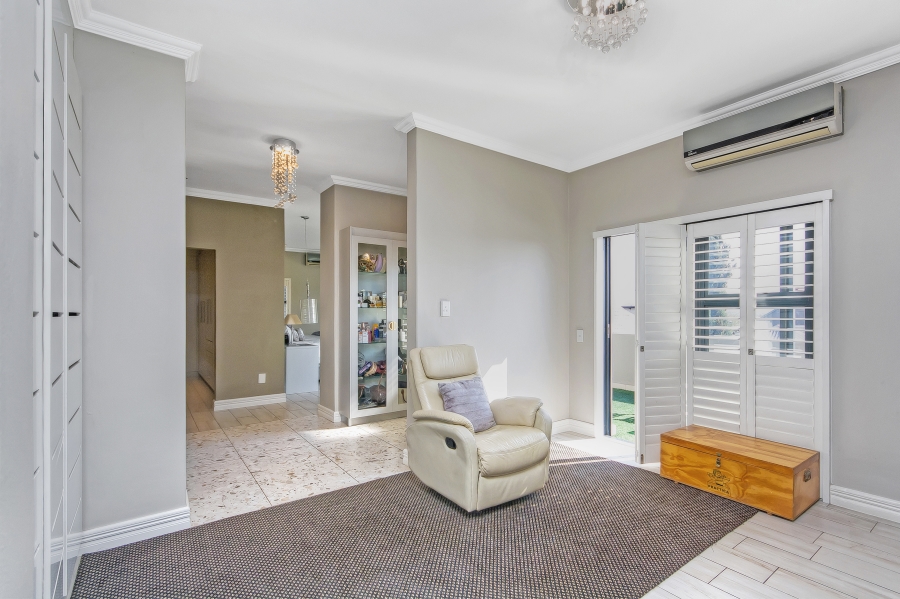 4 Bedroom Property for Sale in Waterfall Country Estate Gauteng